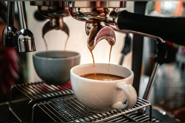 Dass… regelmäßige Unterhalt nebst Ihren Kaffeevollautomaten so wesentlich ist Kaffeevollautomat